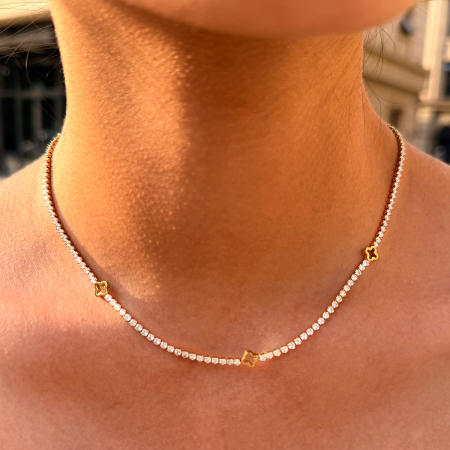 Colliers à maillons pour femmes, style trèfle, en acier inoxydable imperméable, couleur or, ornés de zircon, pour un usage quotidien.