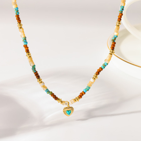 Colliers pendentifs pour femmes, collection classique rétro, en forme de cœur, couleur or et pierre naturelle
