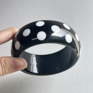 Bracelets Pour Femmes En Résine À Pois Rétro Et Étoiles De La Série Simple h5 
