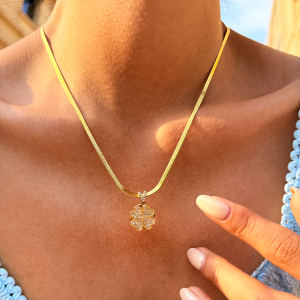 Colliers Pendentifs Pour Femmes Simple Series Daily Clover En Acier Inoxydable Étanche Avec Zircon, Pour Réduire Le Stress h5 Image3