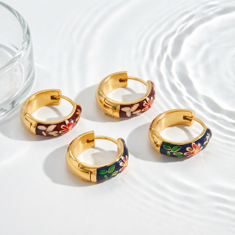 Boucles D'Oreilles Créoles Élégantes En Acier Inoxydable Doré, Style Classique, Avec Motif Floral. h5Image4