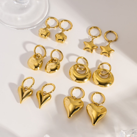 Boucles d'oreilles créoles pour femmes, élégantes et de forme irrégulière, en acier inoxydable, couleur or, style simple, en forme de cœur et d'étoile, étanches.