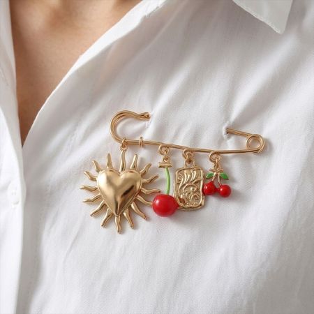 Broches en alliage de cerise de forme irrégulière en forme de cœur, série simple rétro
