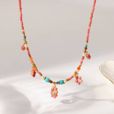 Colliers de perles pour femmes, collection classique rétro, motif floral, pierres naturelles, couleur or