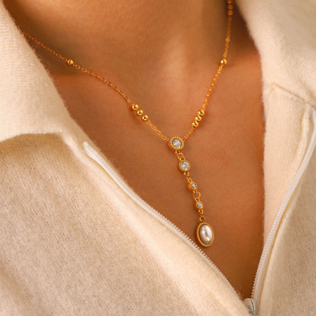 Collier pendentif femme Simple Series Daily Chain en acier inoxydable étanche couleur or avec zircon