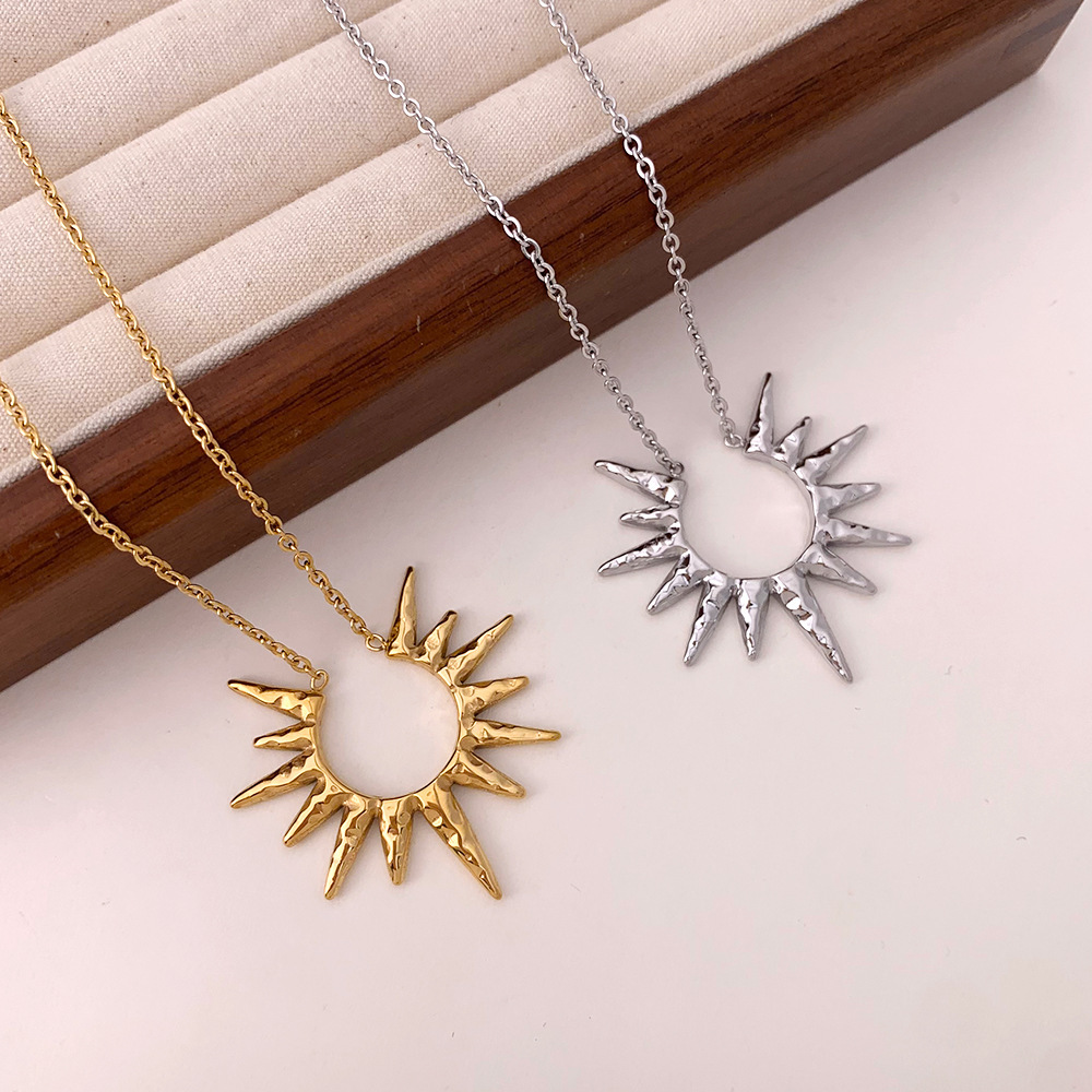 Colliers Pendentifs Pour Femmes Simple Sun En Acier Inoxydable Étanches Image2