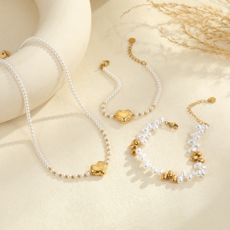 Ensembles de bijoux pour femmes Simple Series Daily Heart en acier inoxydable étanche couleur or 2