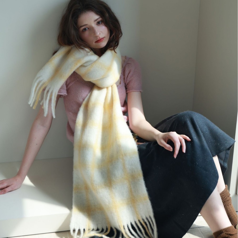 Écharpes D'Hiver En Laine Et Polyester À Carreaux Doux Et Pompons De La Série Simple Image2