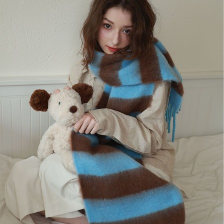 Écharpes d'hiver Simple Series Daily Stripe à pompons, coloris mélangés, en laine et polyester