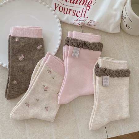 Chaussettes mi-mollet à couleurs contrastées et mignonnes