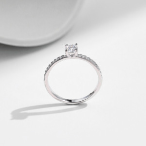 Bagues Pour Femmes En Moissanite S925 Plaqué Rhodium, Forme Géométrique Simple Et Luxueuse h5 Image3