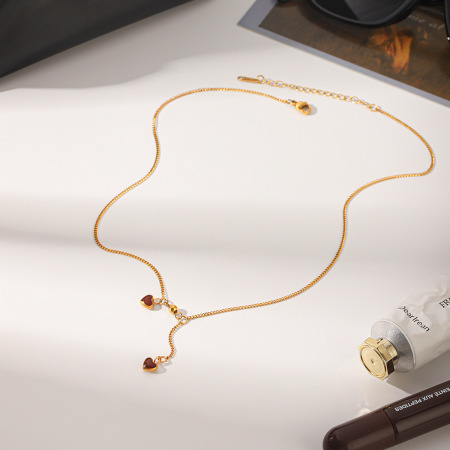 Colliers pendentifs pour femmes Simple Series Daily Heart en acier inoxydable étanche couleur or 2