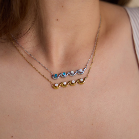 Colliers pendentifs pour femmes en acier inoxydable de forme irrégulière, étanches, couleur or et zircon 2
