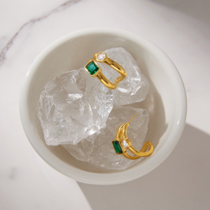 Boucles D'Oreilles Puces Pour Femmes, Collection Luxueuse, Forme Simple Et Irrégulière, Acier Inoxydable, Couleur Or, Zircon, Étanches. h5 Image3