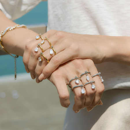 Bagues pour femmes en acier inoxydable doré, forme géométrique, étanches, serties de zircon.