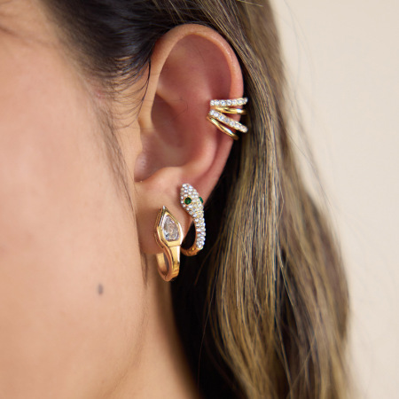 Boucles d'oreilles créoles élégantes en acier inoxydable doré, ornées de zircon et d'un motif serpent, pour femme, collection Luxueuse.