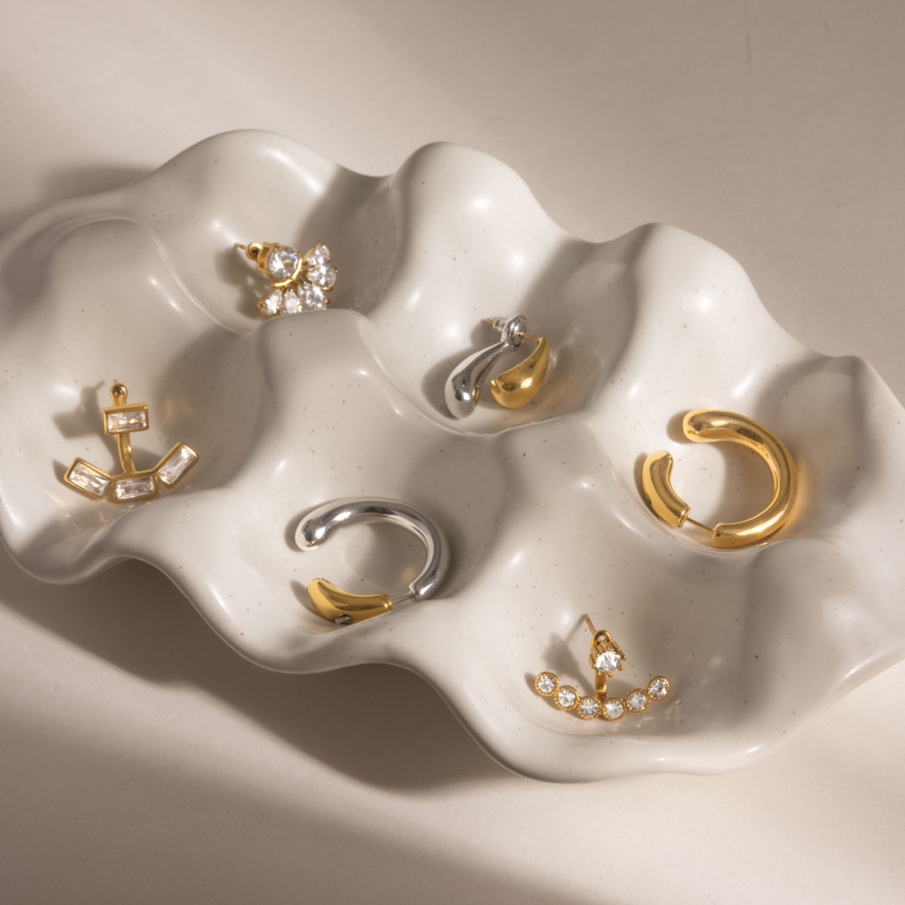 Boucles D'Oreilles Puces Pour Femmes En Acier Inoxydable De Forme Irrégulière, Étanches, Couleur Or Et Zircon. Image2