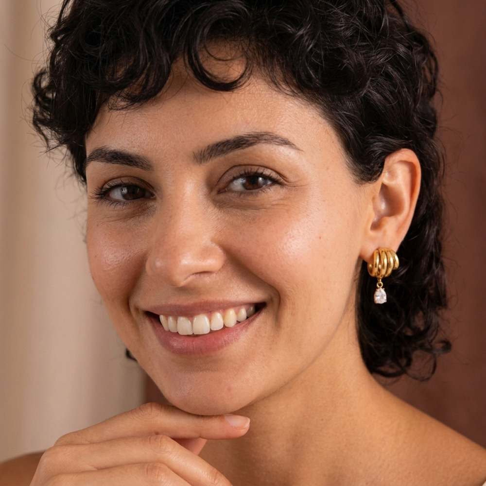 Boucles D'Oreilles Pendantes Pour Femmes, En Acier Inoxydable Étanche, Couleur Or, Ornées De Zircon, Motif Goutte D'Eau Irrégulière. Image3
