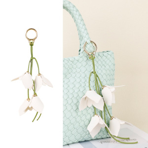 Breloques Pour Sac En Pu À Motif Floral Doux, Collection Simple h5