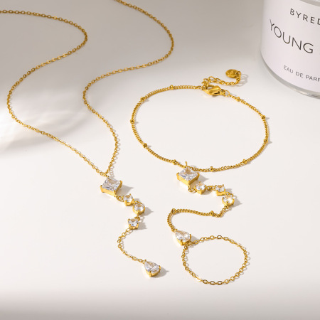 Ensembles de bijoux pour femmes luxueux et élégants, de forme géométrique, en acier inoxydable étanche, couleur or et zircon.