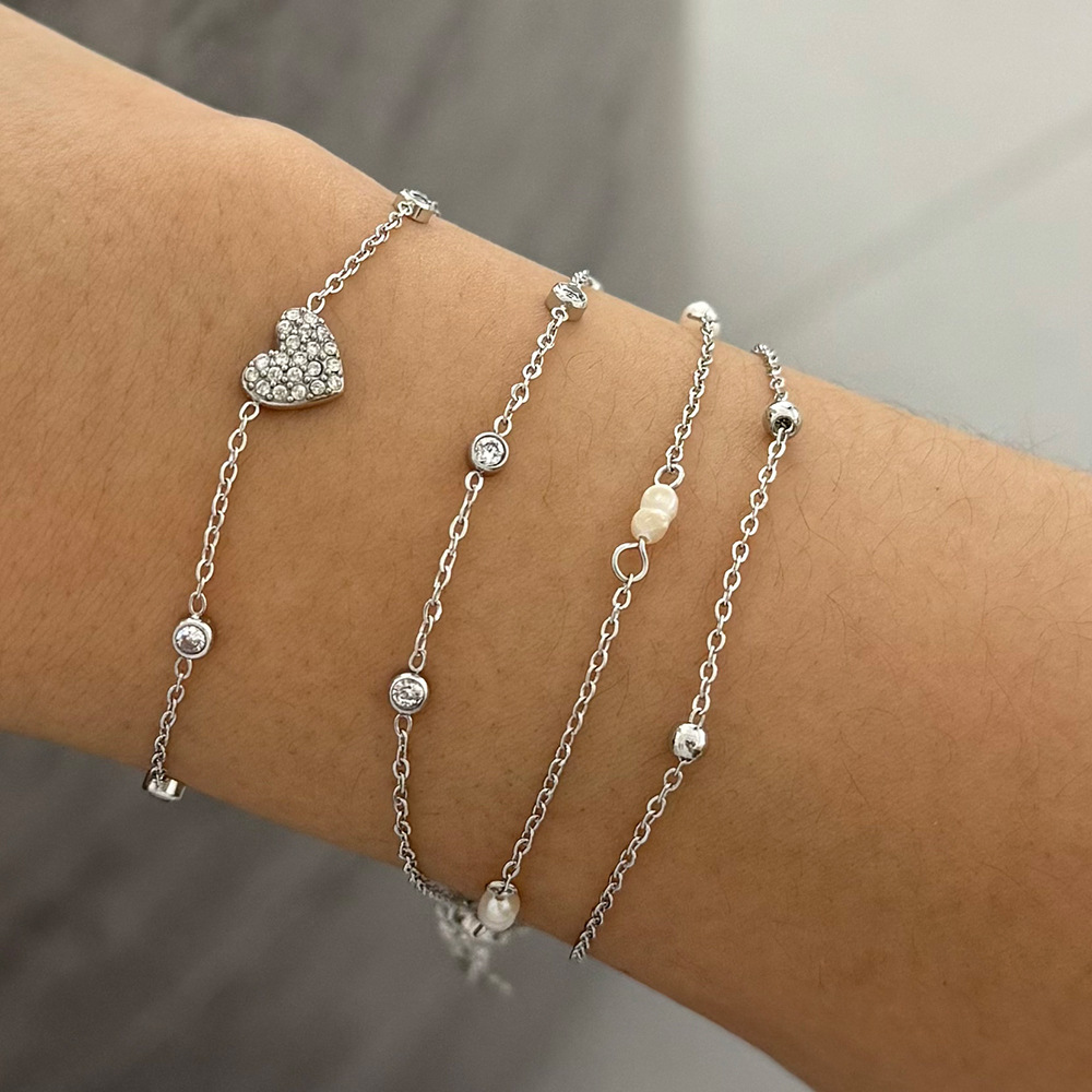 Bracelet À Breloques Pour Femme, Orné D'Un Cœur Fleuri, En Acier Inoxydable Étanche, Couleur Or Et Strass. Image3