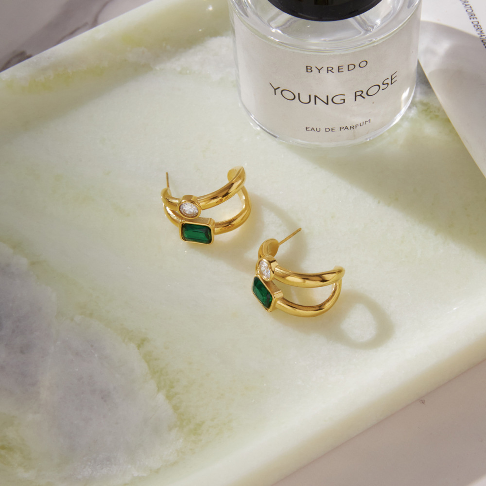 Boucles D'Oreilles Puces Pour Femmes, Collection Luxueuse, Forme Simple Et Irrégulière, Acier Inoxydable, Couleur Or, Zircon, Étanches. Image4