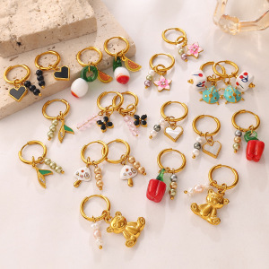 Boucles D'Oreilles Pendantes Pour Femme, En Acier Inoxydable Doré, Ornées De Strass Et En Forme De Cœur Et De Fleur. h5 Image2