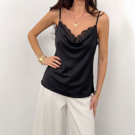 Blouse noire à col en V et empiècements en dentelle, sans manches 2