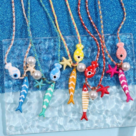 Colliers pendentifs pour femmes en corde tressée avec motif de poisson mignon 2