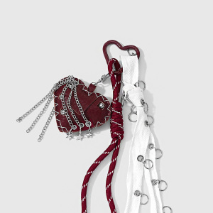 Breloques De Sac En Cuir Style Rétro Cœur Croix Rivet h5 Image5