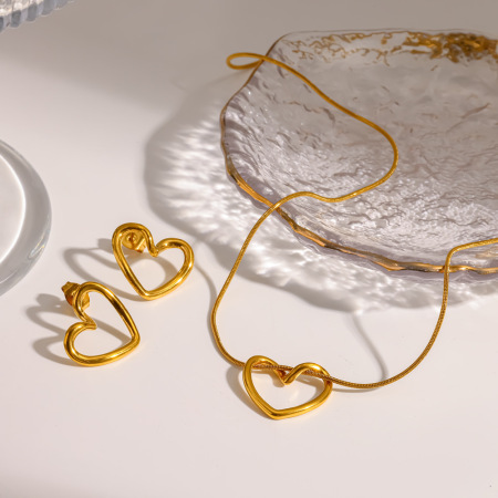 Boucles d'oreilles Sweet Heart en acier inoxydable étanche couleur or pour femmes