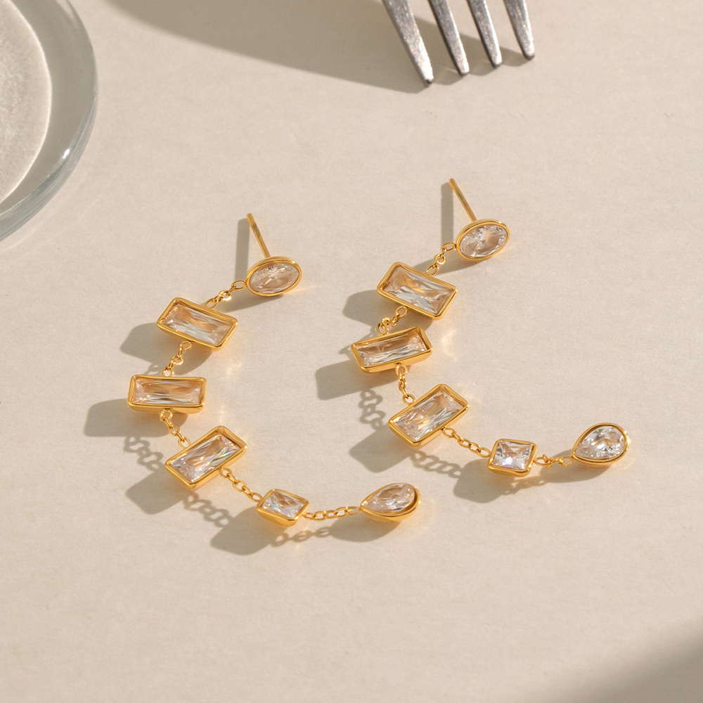 Boucles D'Oreilles Pendantes Pour Femmes, En Acier Inoxydable, Étanches, Couleur Or, Avec Zircon Et Pompon. Image5
