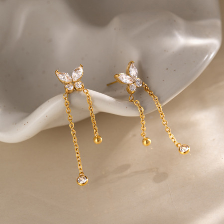 Boucles d'oreilles pendantes pour femme, collection romantique, avec pompon et papillon, en acier inoxydable étanche, couleur or et zircon.