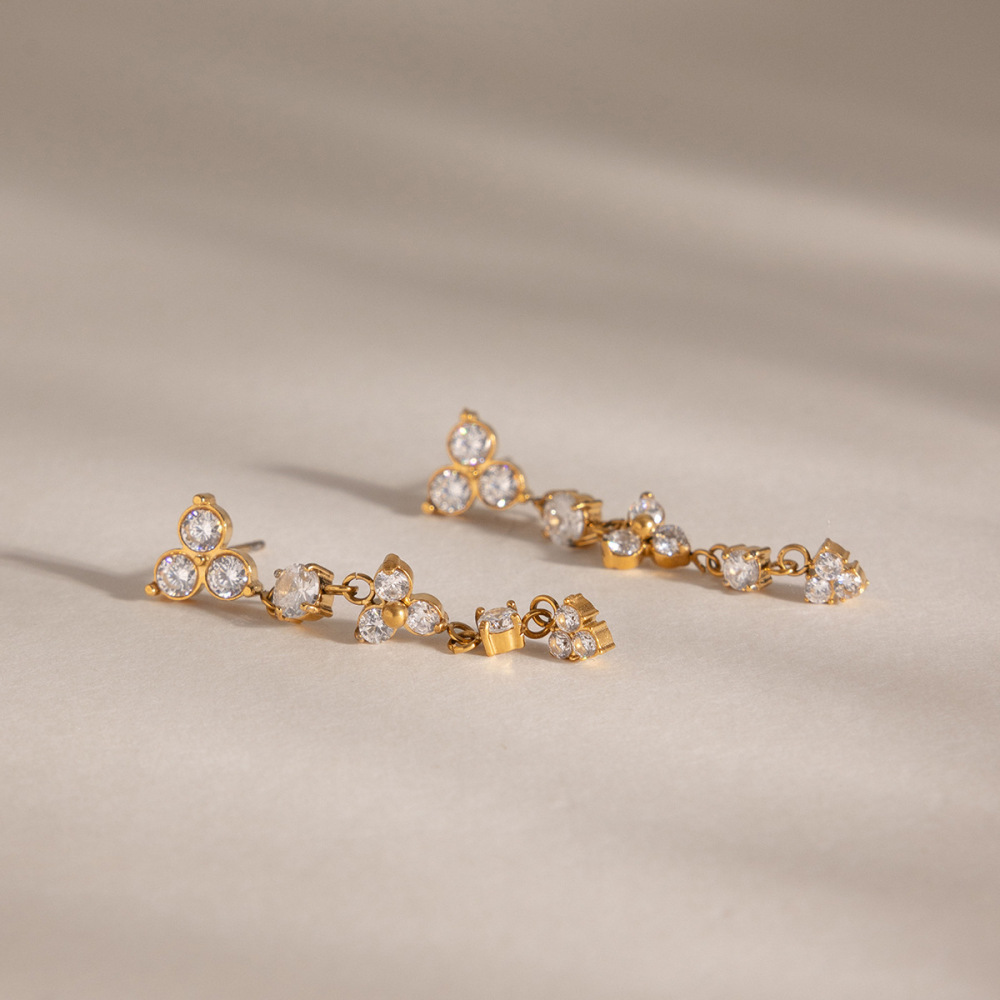 Boucles D'Oreilles Pendantes Pour Femme, Élégantes, En Acier Inoxydable, Couleur Or, Avec Pompon Et Fleur, Ornées De Zirconiums Et Imperméables, Collection Romantique Image4