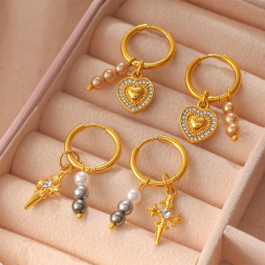 Boucles D'Oreilles Pendantes Pour Femme En Acier Inoxydable Doré, Ornées De Strass Et De Perles Artificielles, Avec Lune Et Cœur. h5 Image2