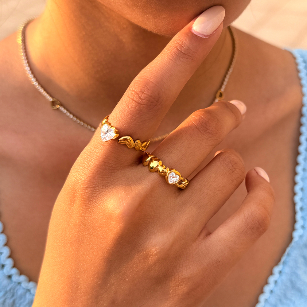 Ensembles De Bagues Pour Femmes Simple Series Daily Heart En Acier Inoxydable Étanche Couleur Or Avec Zircon Image4