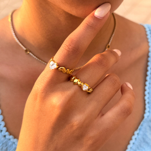 Ensembles De Bagues Pour Femmes Simple Series Daily Heart En Acier Inoxydable Étanche Couleur Or Avec Zircon h5 Image4