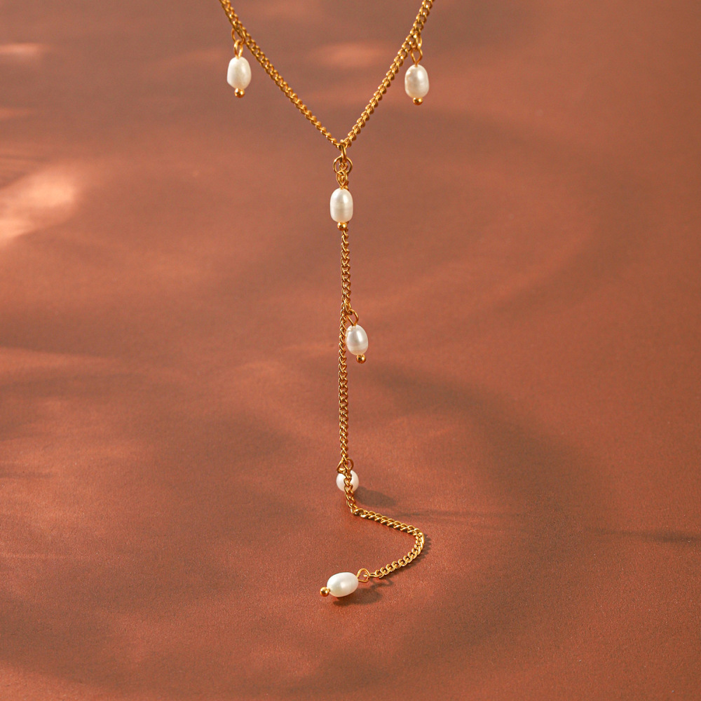 Colliers Pendentifs Pour Femmes, Collection Simple Series Daily Tassel, En Acier Inoxydable Étanche, Couleur Or Et Perle. Image4