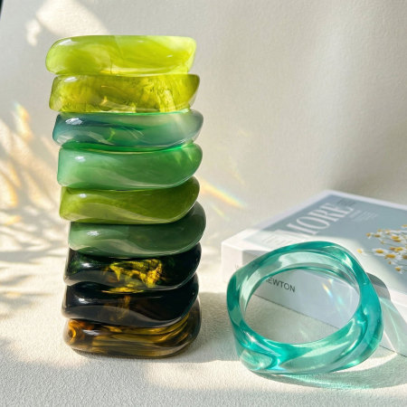 Bracelets pour femmes en résine transparente à dégradé rétro