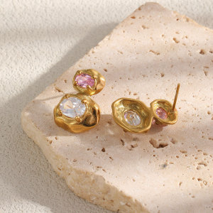 Boucles D'Oreilles Puces Pour Femmes, Style Rétro, En Acier Inoxydable, Imperméables, Couleur Or, Avec Motif Martelé Et Zircon. Collection Classique. h5 Image3