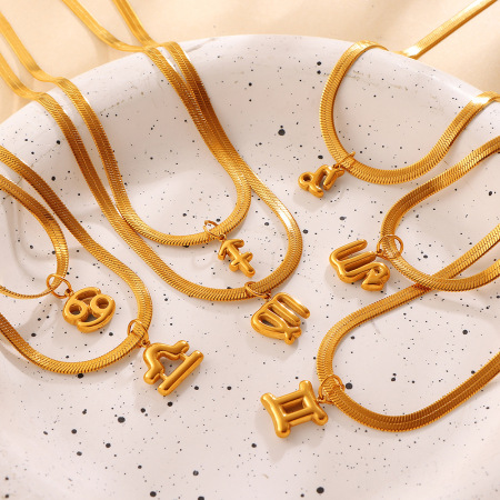 Colliers pendentifs pour femmes Simple Series Daily Constellation en acier inoxydable étanche couleur or 2