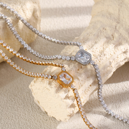 Colliers pendentifs pour femmes, luxueux, simples, rectangulaires, en acier inoxydable, étanches, couleur or, avec zircon. 2