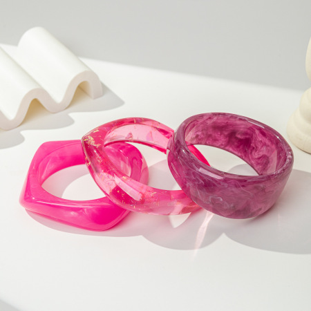 Bracelets pour femmes en résine transparente à dégradé de couleurs 2