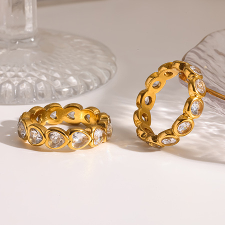 Bagues en acier inoxydable étanches en forme de cœur, couleur or, avec pierre précieuse zircon.