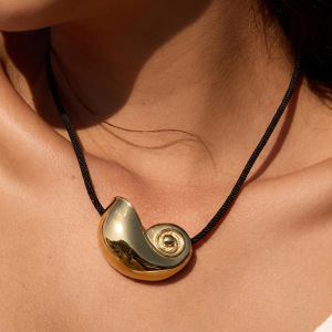 Colliers Pendentifs Pour Femmes, Style Océanique, En Acier Inoxydable Étanche, Couleur Or h5 Image4