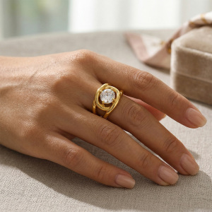 Bagues Pour Femmes En Acier Inoxydable Doré, Style Cercle Simple, Étanches, Serties De Zircon. h5 Image4