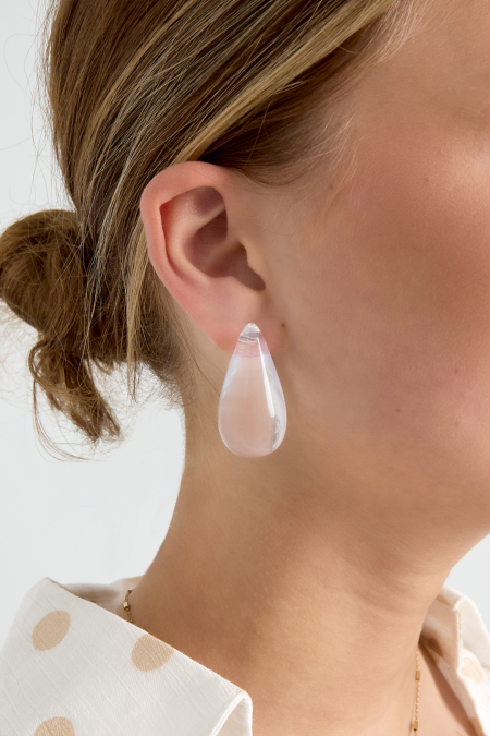 Boucles d'oreilles avec clous en résine en forme de larme 2