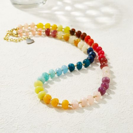 Colliers de perles colorées en pierres naturelles pour femmes 2