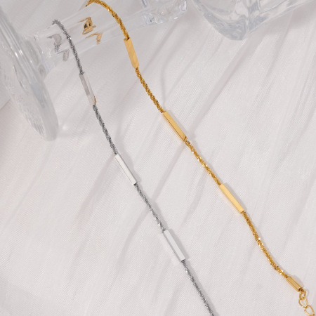 Bracelet chaîne simple en acier inoxydable étanche couleur or pour femme 2