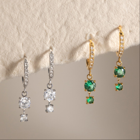 Boucles d'oreilles pendantes pour femme, style rétro, à pompon, en acier inoxydable étanche, couleur or et zircon.